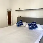 Fronte Mare Apartment Private Beach & Free Park